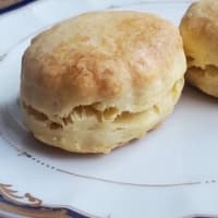 晴れた日にスコーンを焼く