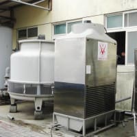 開放式と密閉式冷却塔は何が違うんですか？
