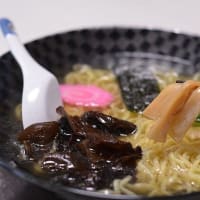 あつあつの塩ラ－メンを