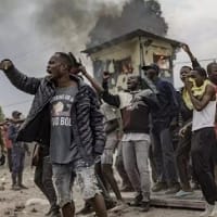 コンゴ　　PKO部隊基地が撤退を求める現地住民に襲撃され被害