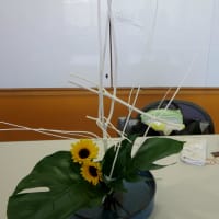 暑い　　新盆終わると　　いくらか　良くなるかな