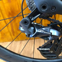 SIGEYIダイレクトマントハンガー＆specializedも！！