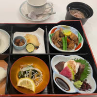 会席弁当