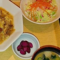 牛肉玉子とじ定食・レストラン樹林本日のランチ