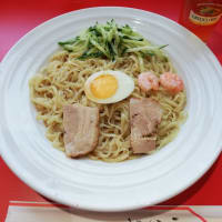 汗ばむ夕方、呉冷麺を食べてさっぱり