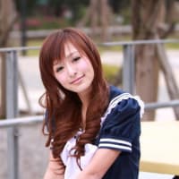 がり店を出て行く