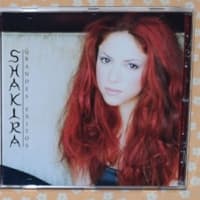 女性ボーカル　ShakiraのAntologia　気分転換には良い曲