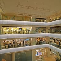 KITTE大阪 1