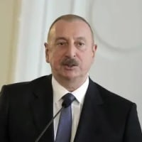 １３日　ロシアとアゼルバイジャンが拘束合戦　プーチン政権の求心力低下反映か