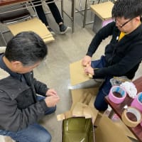 一斗缶を使った簡易トイレ作りが始まりました！