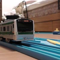 改造プラレール　埼京線e233系