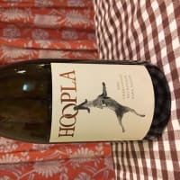 久々のナパバレーのワイン しかも白”HOOPLA”