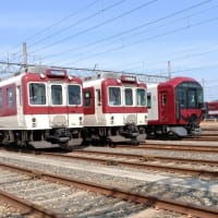 近鉄8000系・8400系・8A系 ３編成横並び