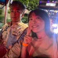 ワインの試飲会へ。