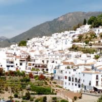 「世界の美しい街⑱」スペイン「フリヒリアナ」 ～写真と短歌で綴る世界文化紀行