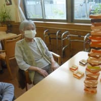 暑い日が続きますが・・・