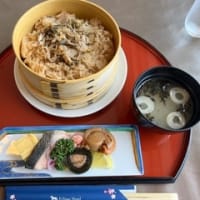 出張でお昼ご飯。