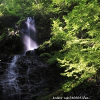 木曽福島の　権現滝