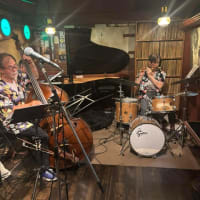 スワンライブ