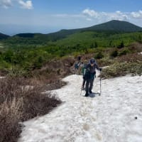 一切経山　魔女の瞳