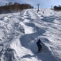 ２０２５スキー２０日目かぐらスキー場はザク雪