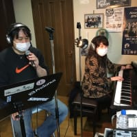 ピアニスト小松ちゃんに手伝ってもらった♫