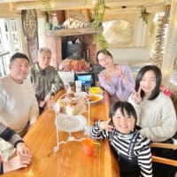 2025年3月4月　カフェ&バナナウインズでのお祝い写真🎉