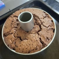 手作り「チョコレートシフォンケーキ」