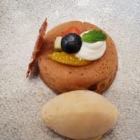 結婚式の料理は終了後に頂きました。