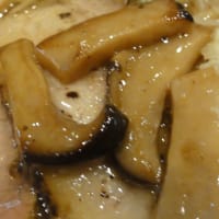 中華そばのスープに上手く生姜を組み込んだ！メリハリの有る平打ち麺！