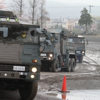 【防衛情報】防衛装備庁技術シンポジウム,レールガン開発状況と車両搭載高出力レーザー実証装置と射程5kmのレーザー装置研究試作