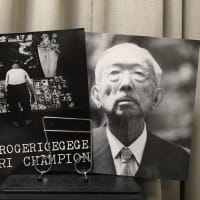 日本サイケDisc Review】美麗ジャケットの愛蔵盤LP2作がフランスから登場～川口雅巳『Self-Portrait 自画像』／うすらび『Remains  Of The Light 灯の名残』 - A Challenge To Fate
