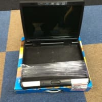 カー用品フィリップダウン　モニター　中古　１４．４インチ入荷【検索用　TV　DVD】