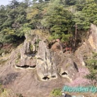 那谷寺の奇岩遊仙境へ