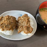 お料理実験　カニ味噌焼きおにぎり