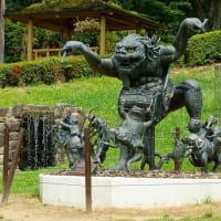 怪獣と河童