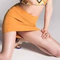 モデル　菜々緒さん