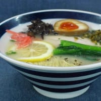 豚骨らぁ麺＠麺天坊　今朝は豚骨臭が上品な淡麗部類のらぁ麺(#^.^#)