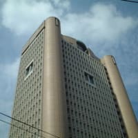 都に匂う花の雲 明治大学に関する知識