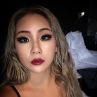  2NE1 の”I LOVE YOU”を視聴しながら