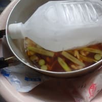これは贅沢？冷たいタケノコ肉蕎麦