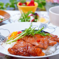 中華風豚肉のしょうが焼き丼＆水菜とタコのサラダ