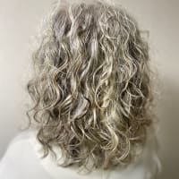 グレイヘアパーマstyle
