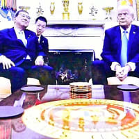 トランプ大統領の前で見せた、石バカ首相の国辱的醜態