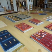 5月11日(日）まで　ちいさなアートギャッベ入荷中