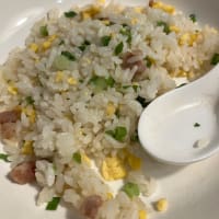 つまは今日は美容院へ、私はやっと朝寝て