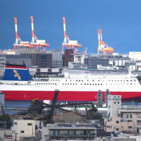 お船が浮かんでる　3