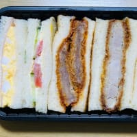 昨夜の献立→志津屋の「幕の内サンド」とビール)^o^(