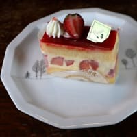  松戸市、スリジェ でケーキを買いました。