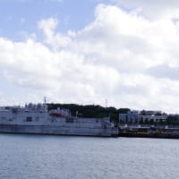 【拡散願いたい】那覇軍港で遠征高速輸送艦プエリト・リコを撮る(202405010ー➁）